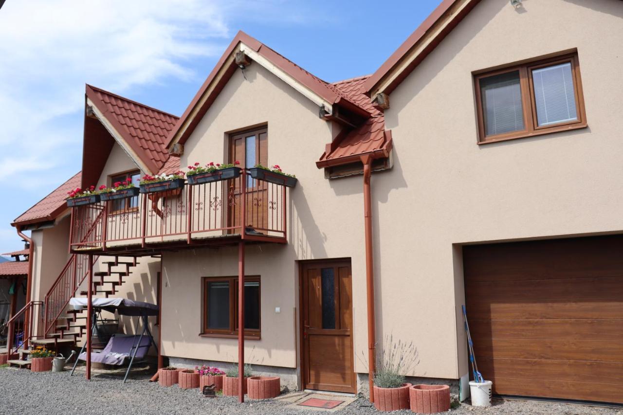 Agro Zula Apartment Hrabusice Ngoại thất bức ảnh